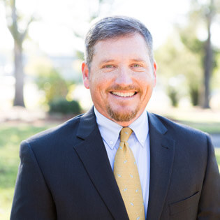 Kenneth Hill headshot